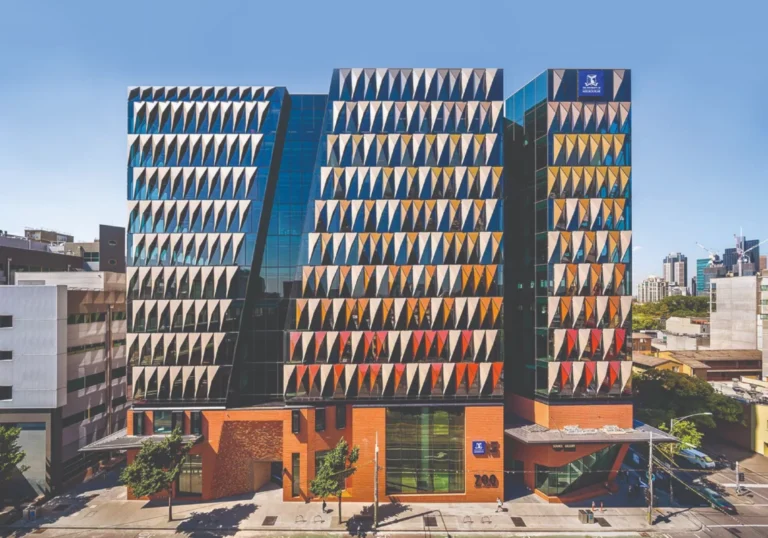 Cutting Edge Smart Facade Installations US: 2026 Pillar Guide